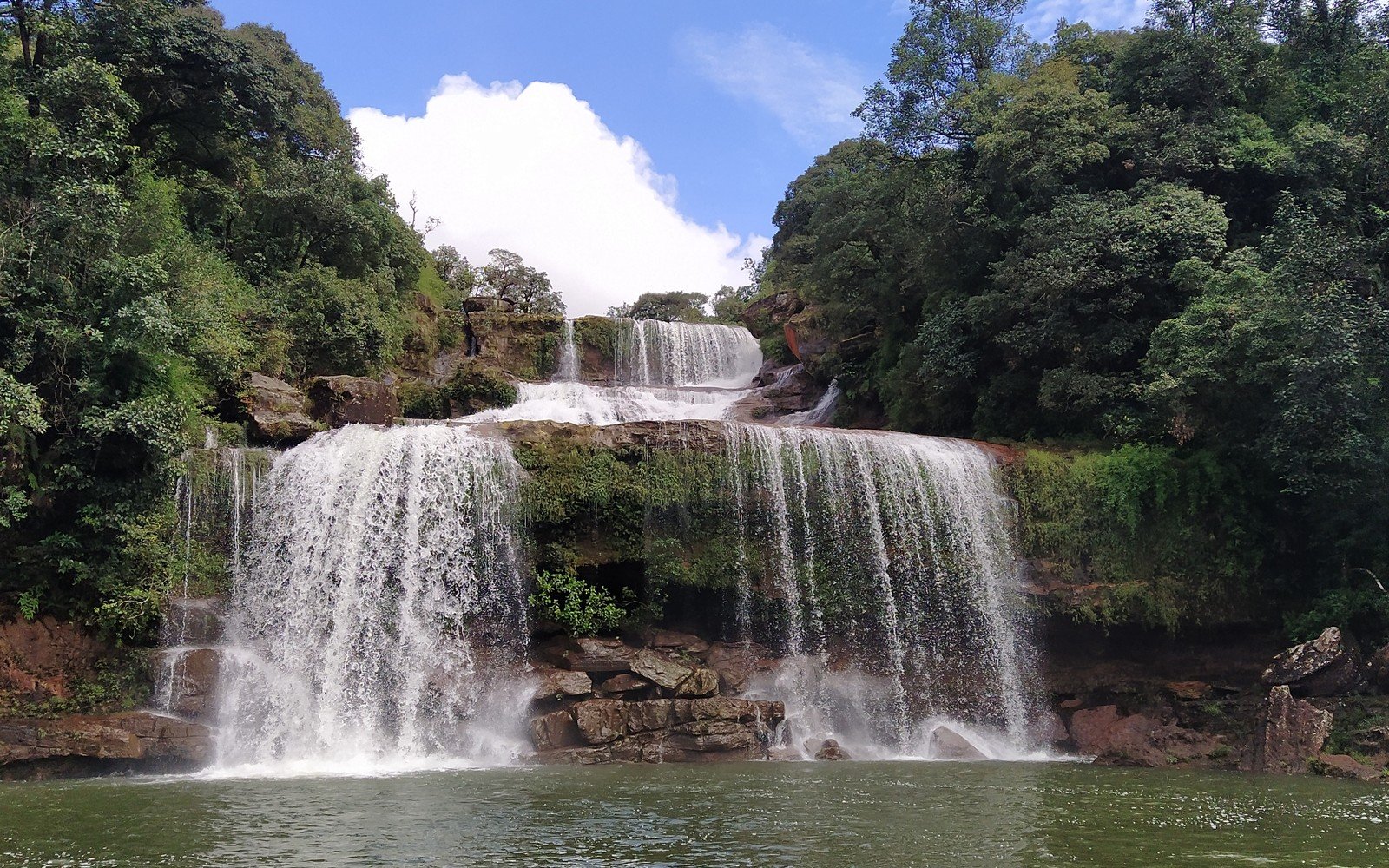 Mawsawa Falls
